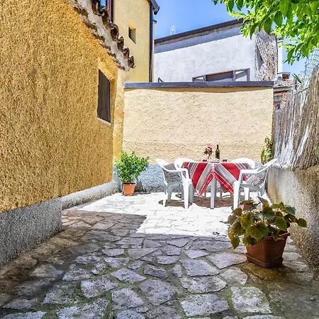 'zia Lucia' Apartment
